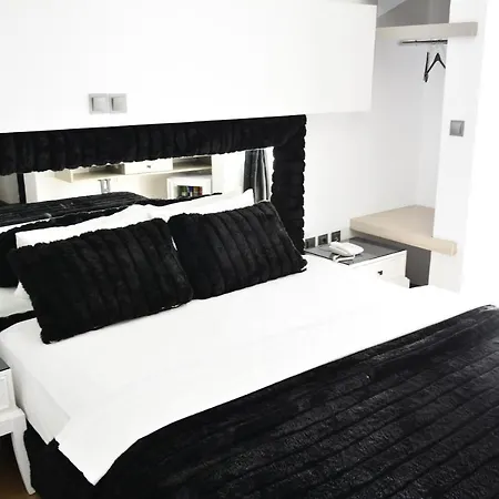 Nfk The House Hotel