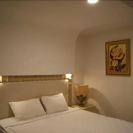 Hotel Nfk The House